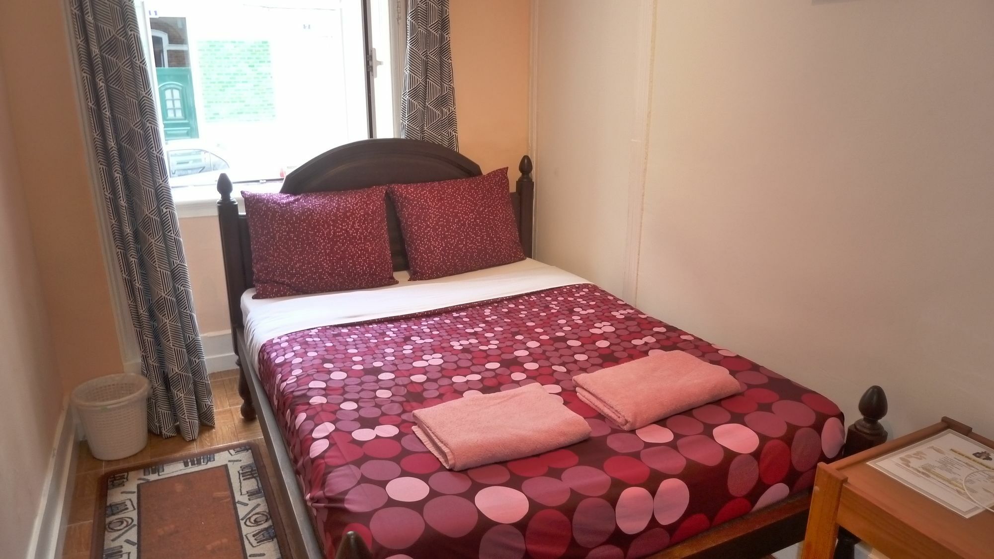 Midtown Guest House Lisbona Esterno foto