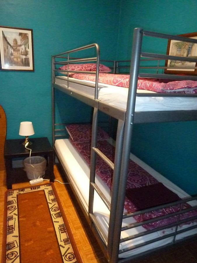 Midtown Guest House Lisbona Esterno foto