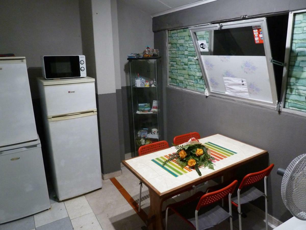 Midtown Guest House Lisbona Esterno foto